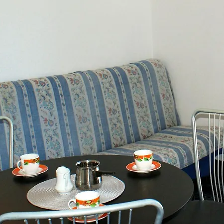 Mala Mare Guest house Grebastica